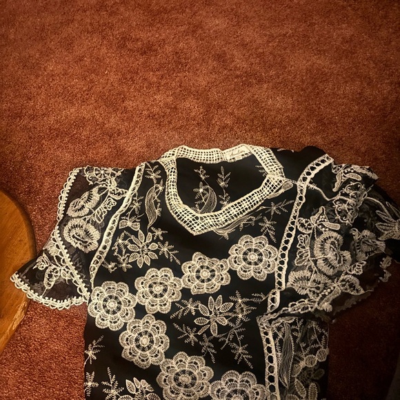ameliee Tops - Ameliee‎ Black Lace Embroidered Blouse – Size Large